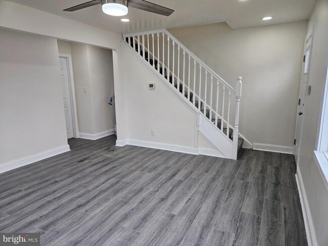 Building Photo - 5416 Radecke Ave
