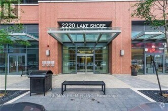 Building Photo - 2220-U2220 Lake Shore Blvd W