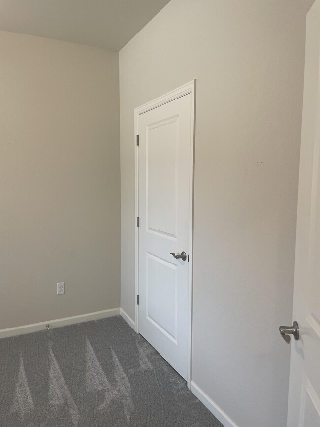 Foto del edificio - 1749 Aspen Meadows Cir