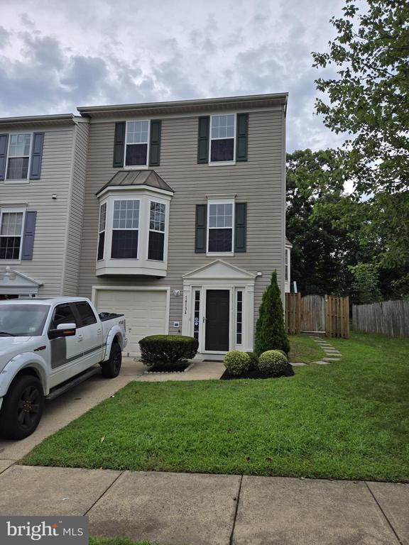 Foto del edificio - 14134 Darkwood Cir