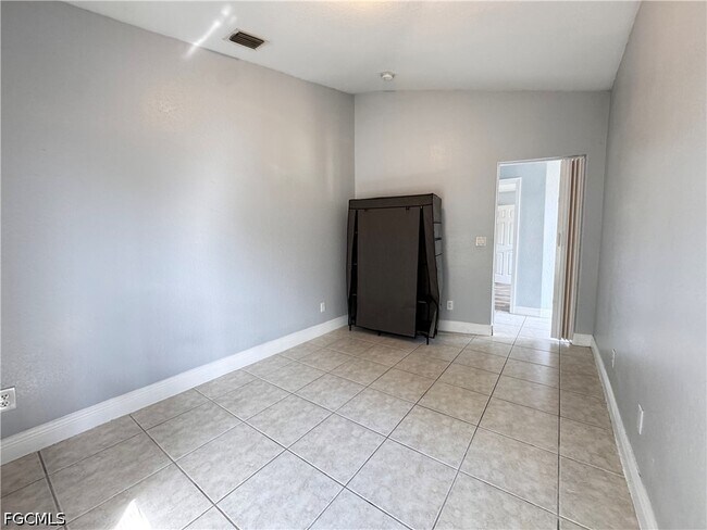 Foto del edificio - 4606 30th St SW