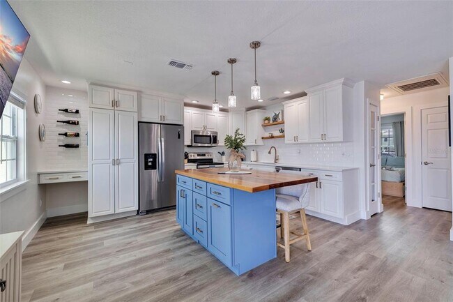 Foto del edificio - 5266 Beach Dr SE