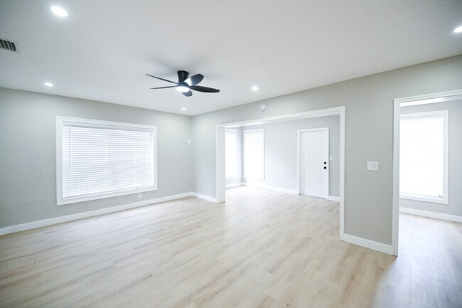 Foto del edificio - 1504 NW 4th Ave