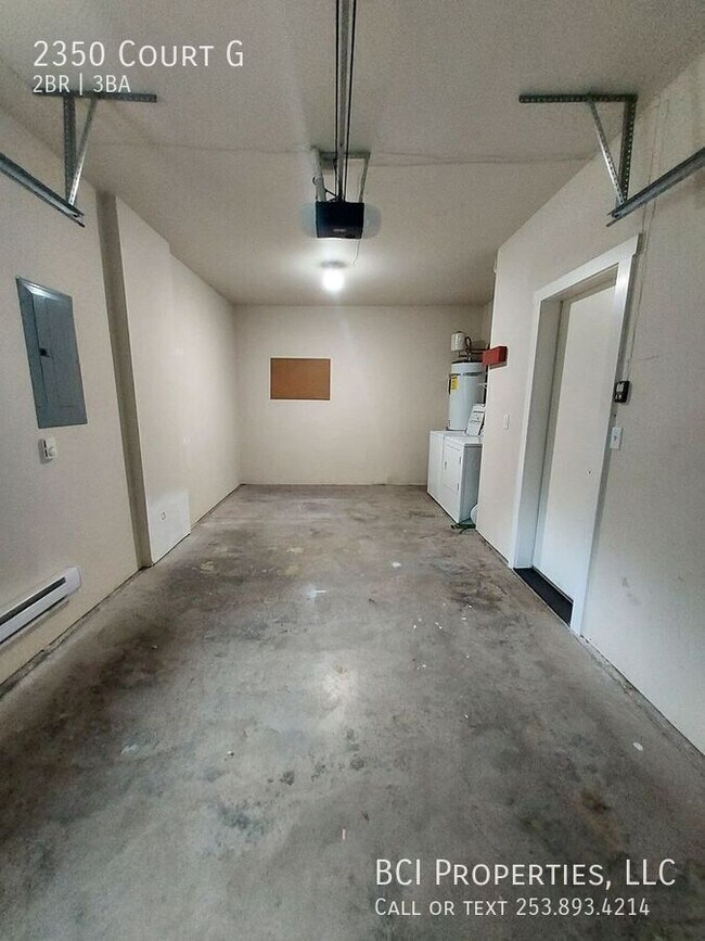 Foto del edificio - Beautiful 2 Bdrm 2.5 Bath Condo in Downtow...