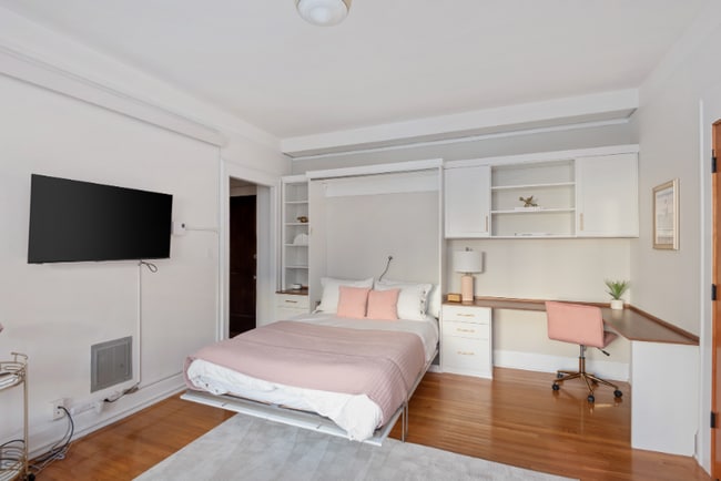 Photo - 2015 NW Flanders St Apartment