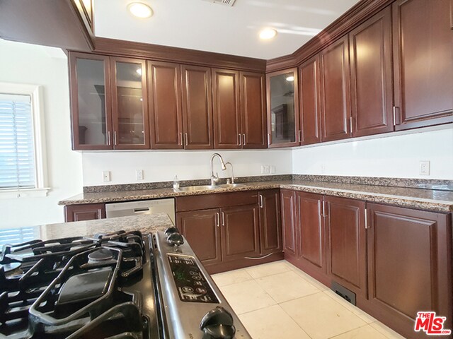 Foto del edificio - 1043 S Kenmore Ave