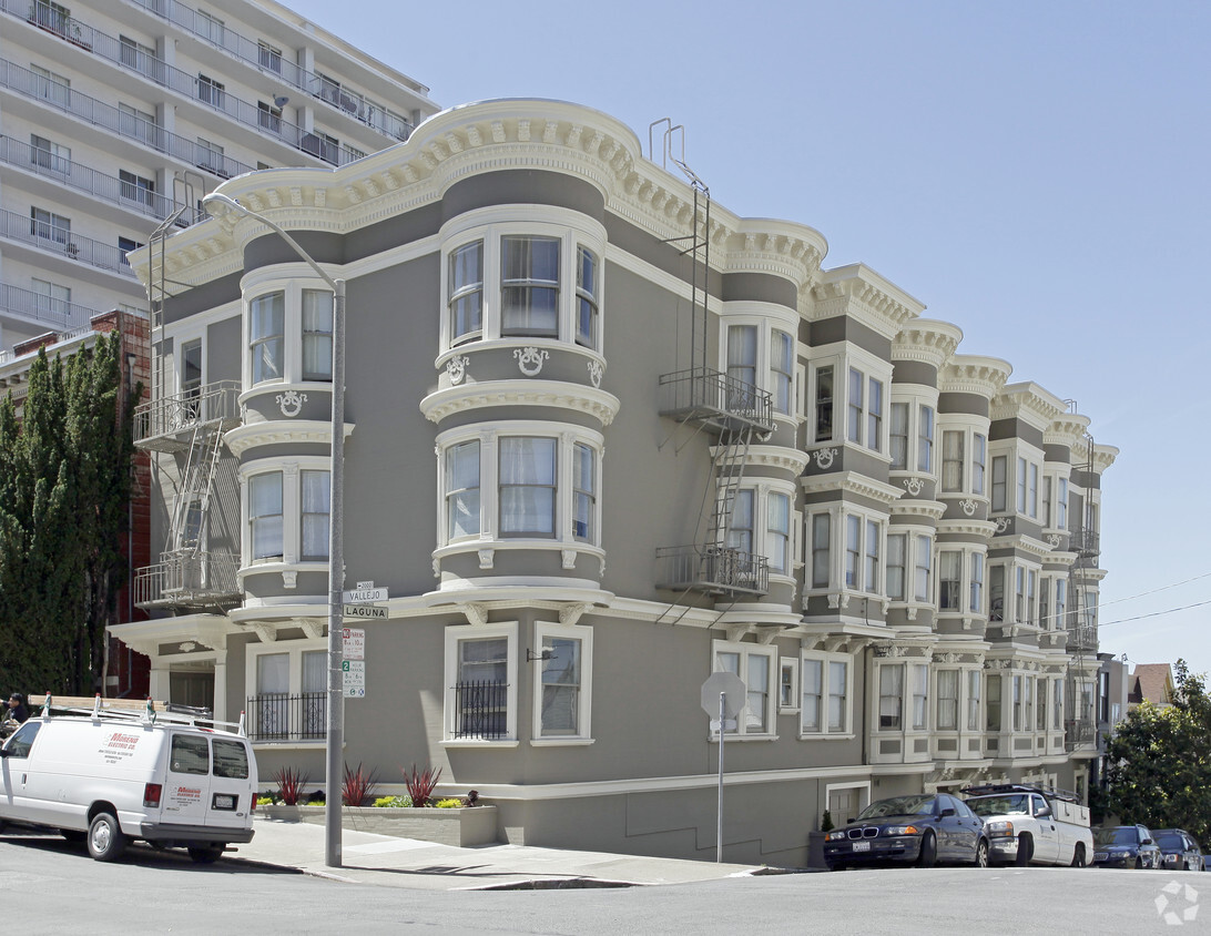 Primary Photo - Vallejo View Apartments