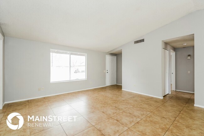 Building Photo - 2570 W Vereda De Las Nubes