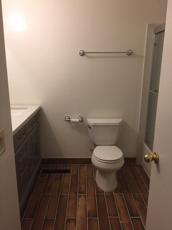 Foto del edificio - 2460 Brookside Way