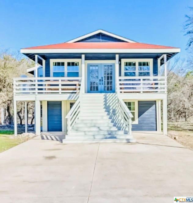 Building Photo - 2495 Lakeshore Dr