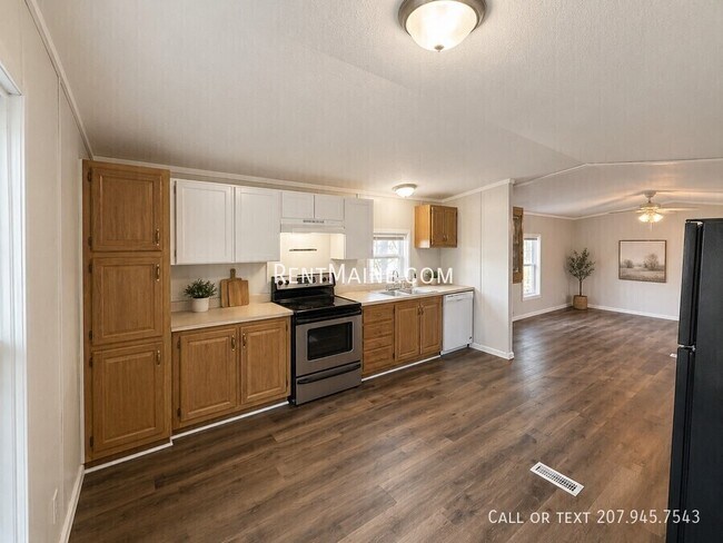 Foto del edificio - 799 Stillwater Ave