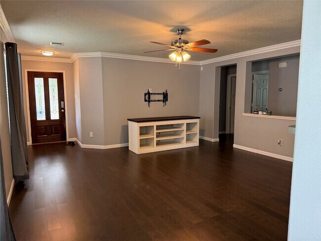 Foto del edificio - 15306 Thistle Rock Ln