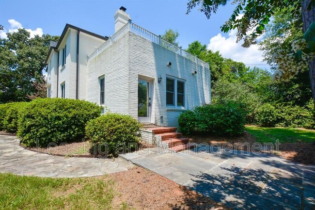 Building Photo - 1162 Buist Ave
