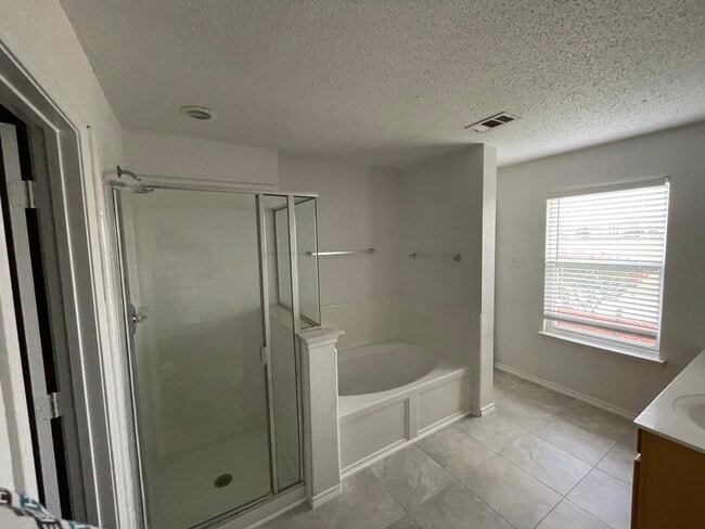 Building Photo - 2403 Silverado Trail