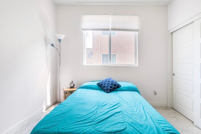 Foto del edificio - 12746 Watt Ln