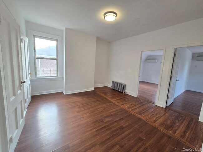 Foto del edificio - 3141 Kingsbridge Terrace