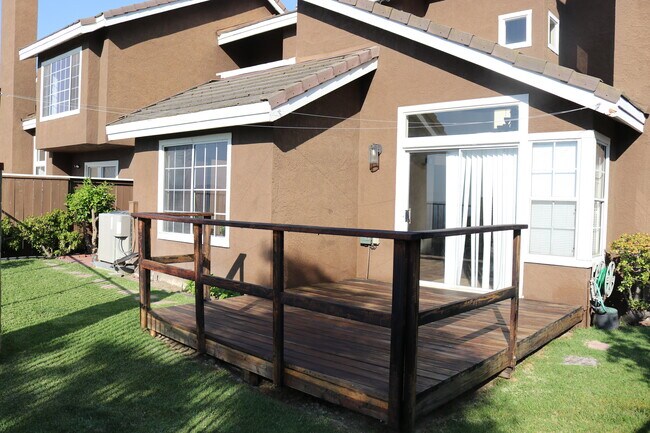 Foto del edificio - 857 S Sapphire Ln