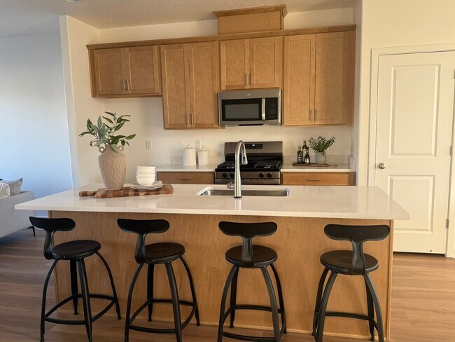 Building Photo - 515 S 800 W