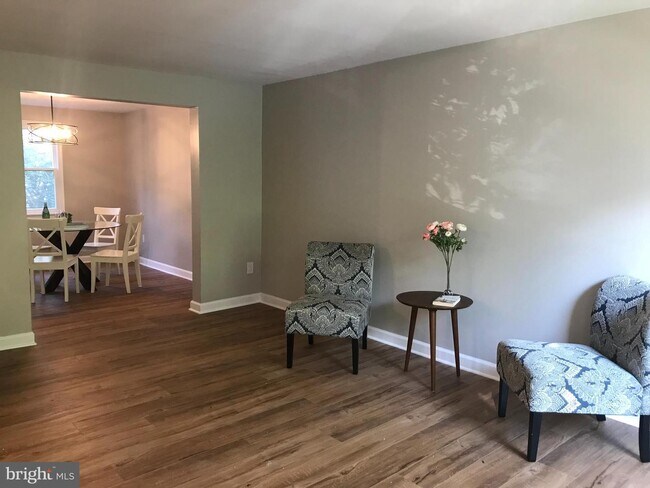 Foto del edificio - 2983 Oakleigh Ln