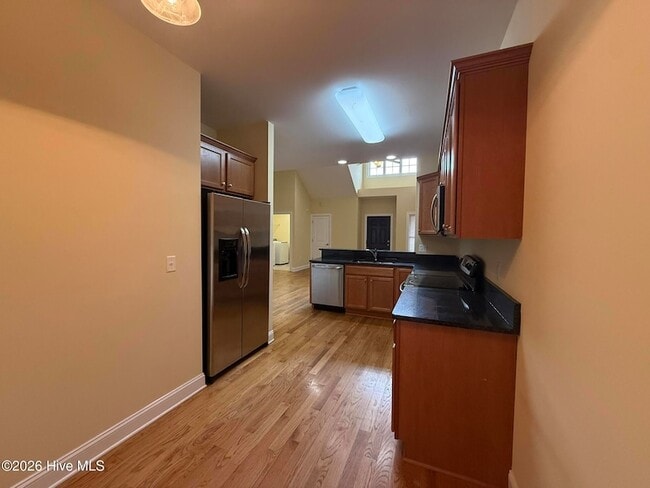 Foto del edificio - 66 Cypress Cir