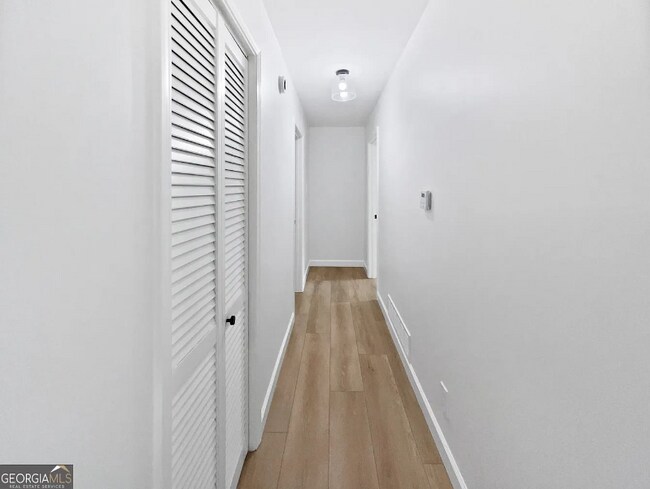 Foto del edificio - 2685 Rainbow Ridge Rd
