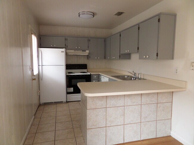 Kitchen - 7756 62nd Way N