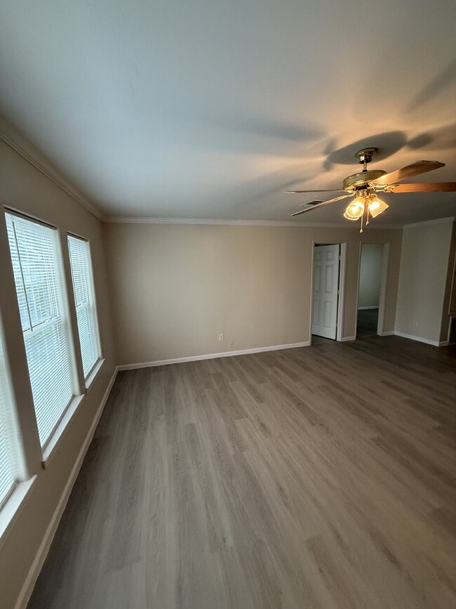 Photo - 7806 Beckley Unit A Houston TX 77088 Apartment