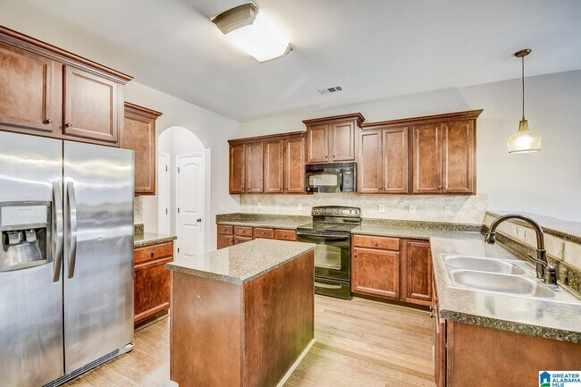 Building Photo - 3091 Rosewalk Dr