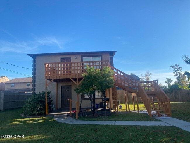 Foto del edificio - 6318 Lenawee St