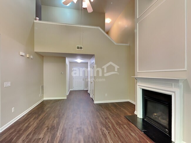 Building Photo - 219 Highland Falls Dr