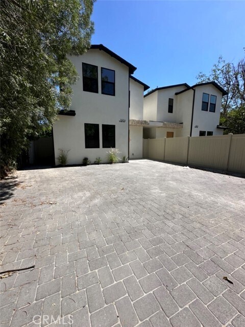 Foto del edificio - 5904 Donna Ave