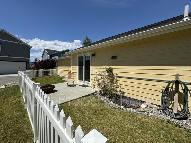 Foto del edificio - 1842 Stony Meadow Ln