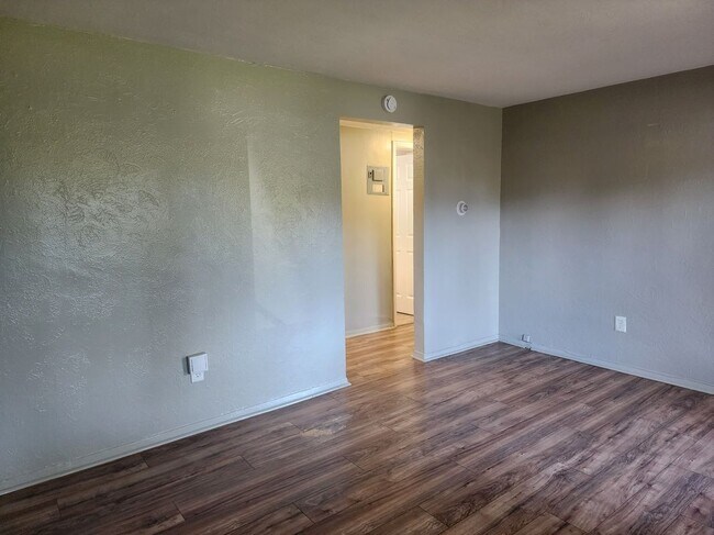 Foto del edificio - 7095 W 13th Ave