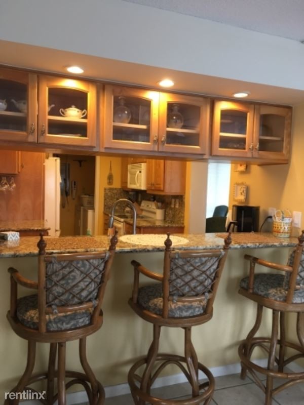 Foto del edificio - 25900 Hickory Blvd