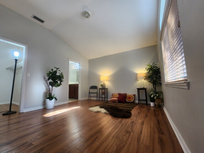 Foto del edificio - 6126 Morse Glen Ct