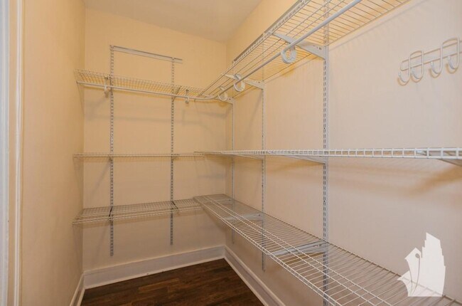 Foto del edificio - 2827 N Burling St