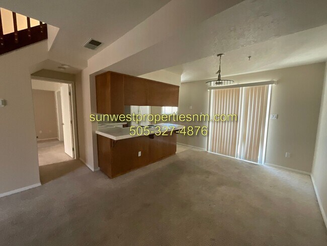 Foto del edificio - 3 Bedroom, 2 Bath