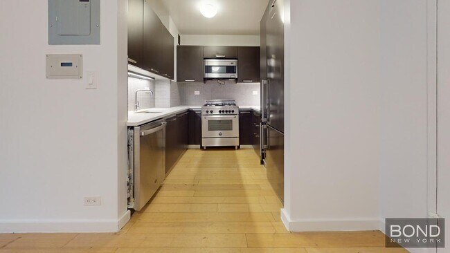 Foto del edificio - 222 E 39th St