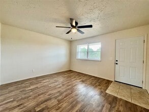 Building Photo - 411 E 3rd St