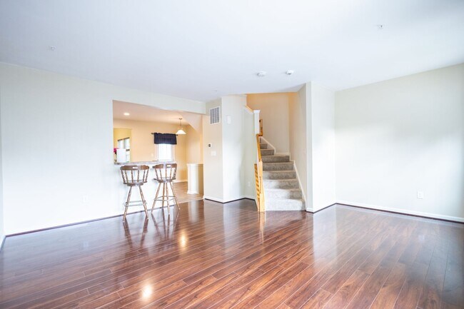 Foto del edificio - Lovely 3 BR/2.5 BA Townhome in Glen Burnie!