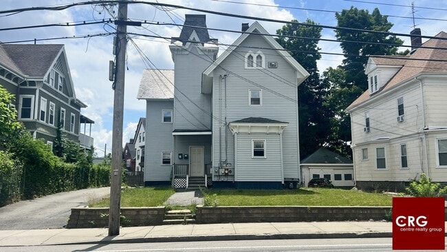 Building Photo - 232 Pleasant St