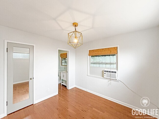Building Photo - Marlborough Dr (Units 4519-4521)