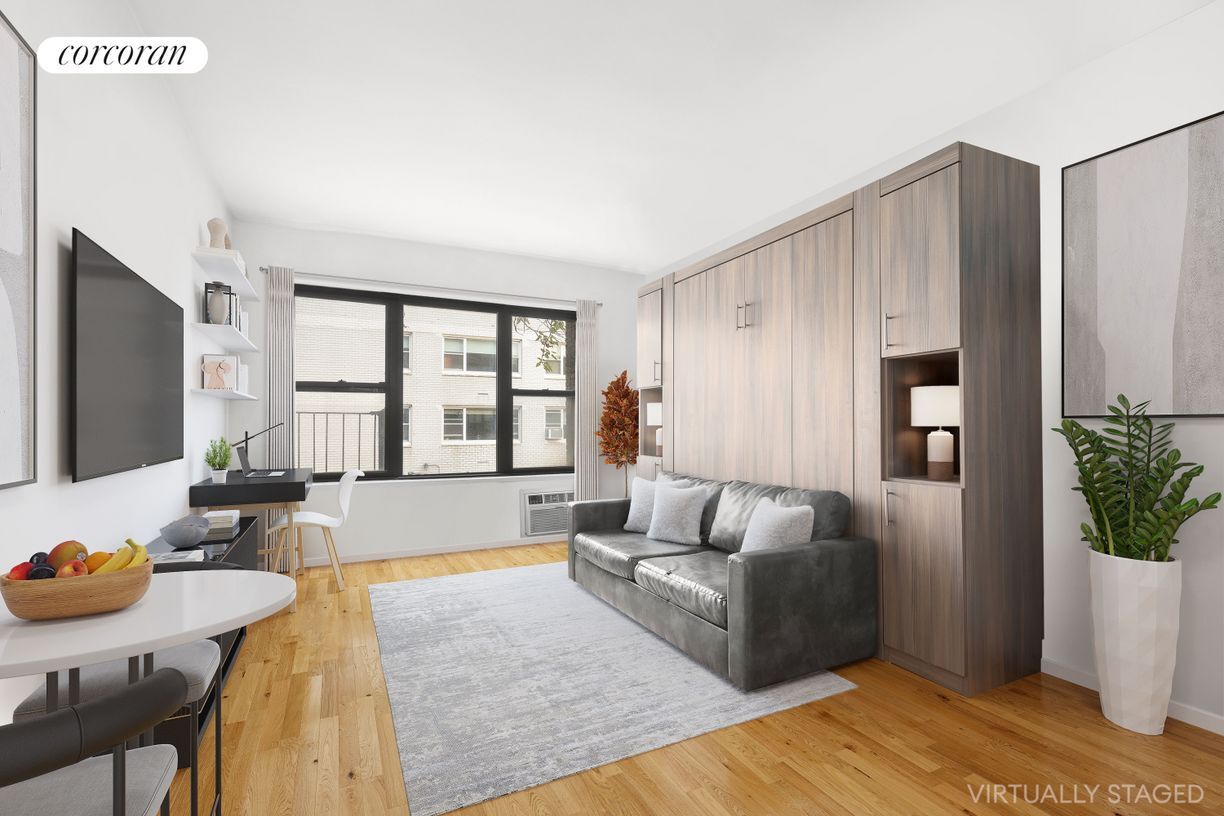 Foto principal - 444 E 87th St