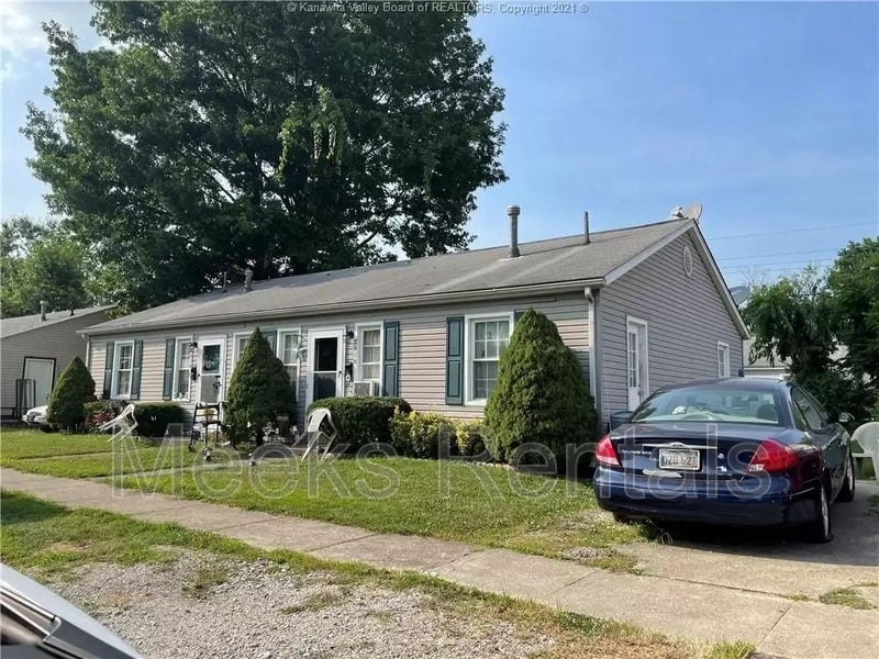 Foto del edificio - 2616 Furlong Ave