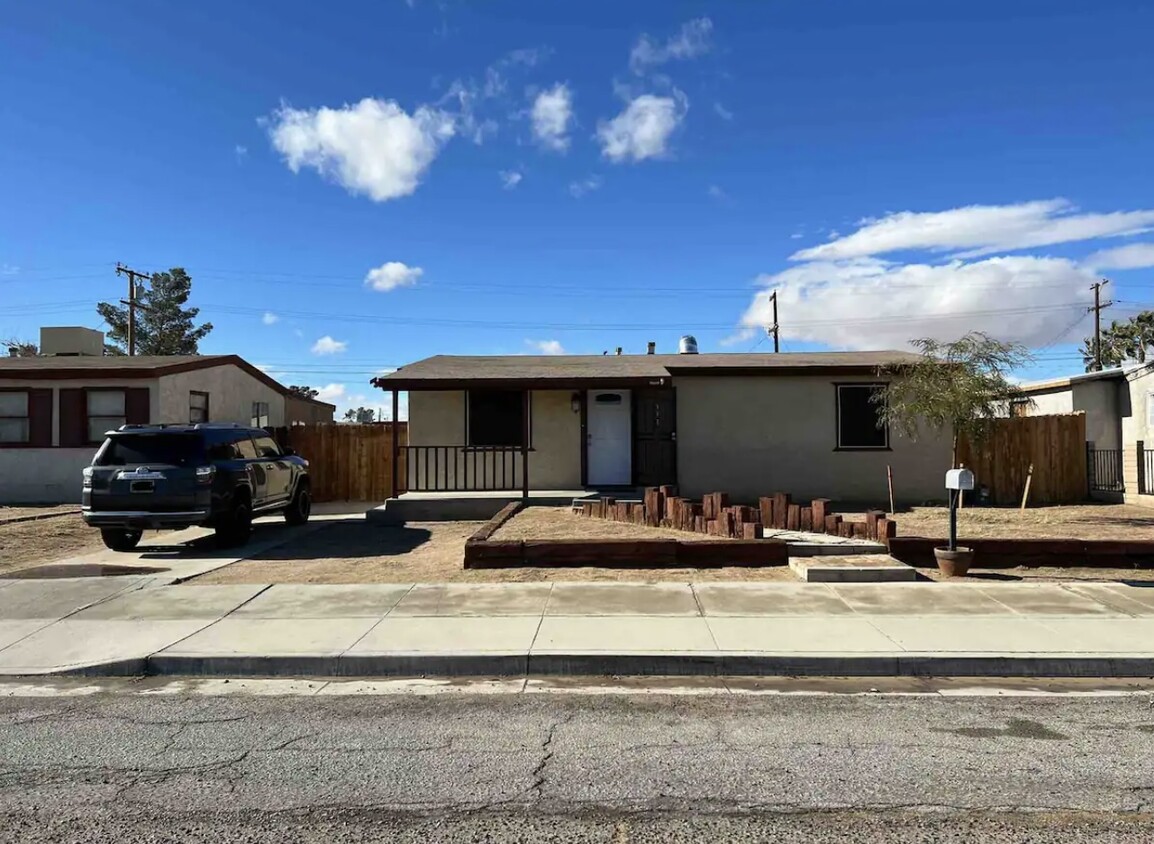 333 N Helena St, Ridgecrest, CA 93555 - House Rental in Ridgecrest, CA ...