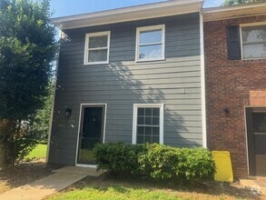 Building Photo - 303 Haltiwanger Rd