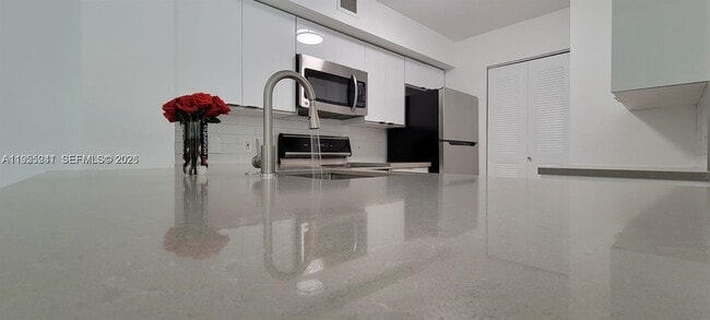 Building Photo - 12124 St.Andrews Pl