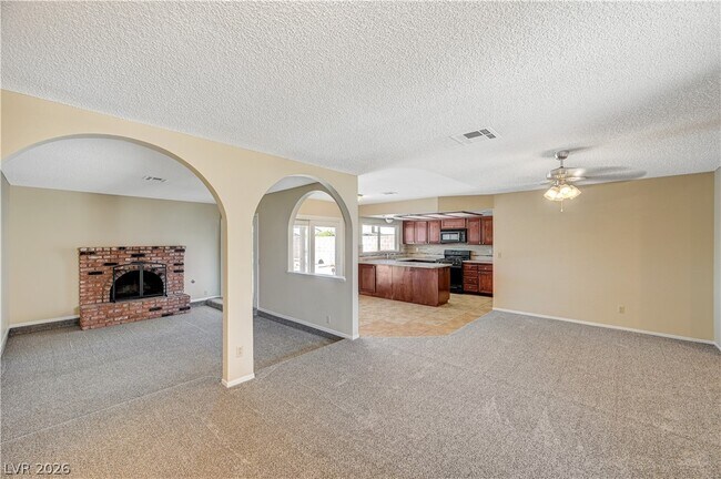 Building Photo - 6813 W Greydawn Dr
