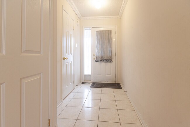 Photo du bâtiment - 75 Rockgarden Trail