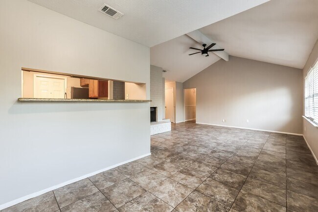 Building Photo - 22415 Millgate Dr